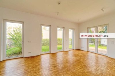 IMMOBERLIN.DE - Moderne Wohnung mit Bootssteg, Garten & Pkw-Stellplatz an der Müggelspree