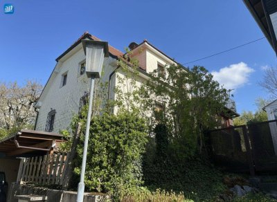 Stadthaus in zentraler Lage mit grüner Ruheoase