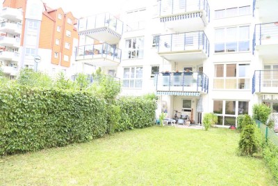3-Raum-Wohnung mit Einbauküche, Garten und Garage in Schwalbach am Taunus