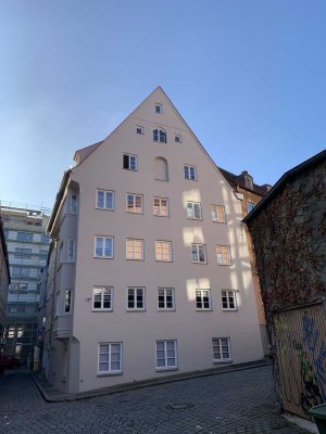 Ruhige Maisonettewohnung mit Altbauflair in Bestlage der Augsburger Innenstadt