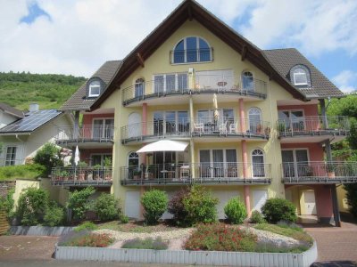Erstbezug nach Renovierung - 3-Raum-Wohnung im EG mit Südterrasse - für 1-2 Personen