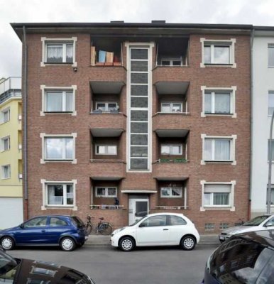 Helle, ruhige 3 Zimmer-Wohnung mit Balkon - Auch für eine 2er WG geeignet
