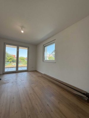 W12 - Exklusive 3 Zi-Wohnung im Erdgeschoss mit Küche