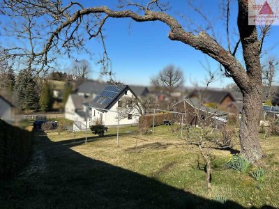 Einfamilienhaus mit großem Garten, Terrasse, Garage und Photovoltaikanlage in Jahnsdorf bei Chemnitz