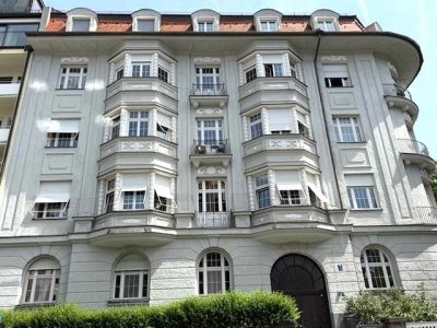 Repräsentative 5-Zi. Altbauwohnung mit historischem Charme