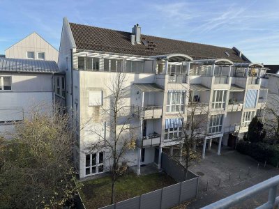 Leerstehende Dachgeschosswohnung mit großer Terrasse und TG-Stellplatz