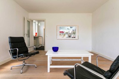 Familienglück in großem und vielseitigem Ein-/Zweifamilienhaus