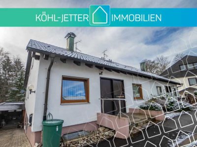 Solides, sonniges Dreifamilienhaus in idyllischer Lage von Albstadt-Onstmettingen!