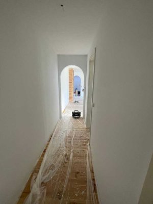 Gemütliche Etagenwohnung in zentraler Lage - frisch renoviert - bezugsfrei