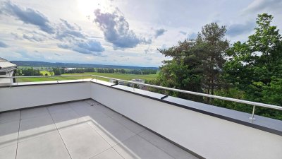 Bezugsfertige Eigentumswohnung mit Panorama-Balkon und traumhaftem Fernblick