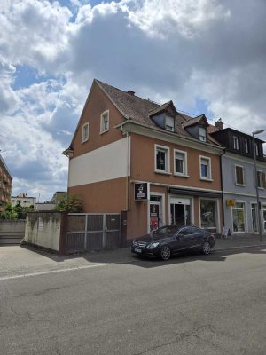 Wohn.- und Geschäftshaus in Zentrumslage von Oggersheim