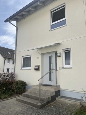 Wohnen mit Stil, Licht und Lebensqualität – Reiheneckhaus mit Garten in Mainz‑Bretzenheim