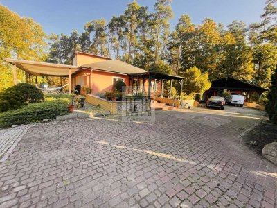 Majestätisches - 4.100 m² traumhaftes GST - Bungalow inkl. Pool, Sauna, Carport & Gästehaus am See !