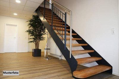 Doppelhaushälfte mit großer Dachterrasse + provisionsfrei +