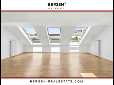 Dachgeschoss-Maisonette | 2 Balkone | begehrte Mitte-Lage | Aufzug | saniert
