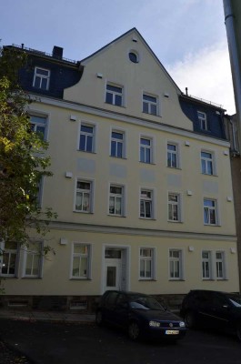 Attraktive und sanierte 3,5-Zimmer-Hochparterre-Wohnung mit Balkon in Annaberg-Buchholz