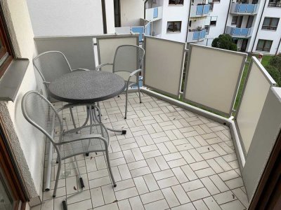 Helle, schöne und gemütliche 3-Zimmer Wohnung mit Balkon im 2. OG in ruhiger Lage