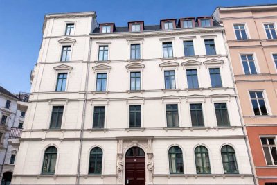 Exklusive 2-Zimmer-Altbauwohnung mit Balkon in der Südvorstadt