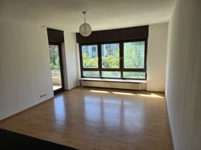 Nähe Neuenheimer Feld zwei Zimmern in Heidelberg