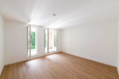 Helle 2 Zimmer Wohnung mit Balkon und Einbauküche