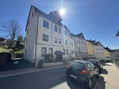 Ansprechende und vollständig renovierte 2-Raum-Wohnung mit Balkon und Einbauküche in Lüdenscheid