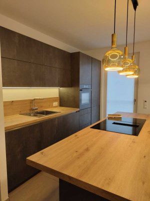 Moderne 2-Zimmer-Erdgeschosswohnung mit Terrasse und hochwertiger Einbauküche