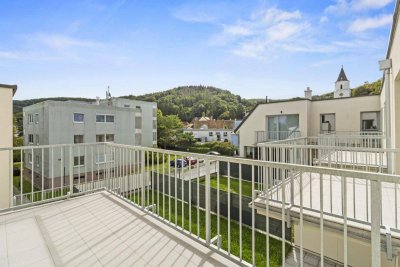 ++ WOHNGLÜCK finden ++ Exklusive DREI Zimmer mit BALKON