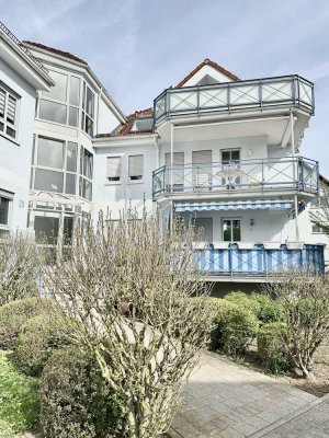 Aufgepasst, 4,5-Zimmer-Maisonette-Wohnung, Kamin und zwei PKW-Stellplätzen in Schwalbach am Taunus!