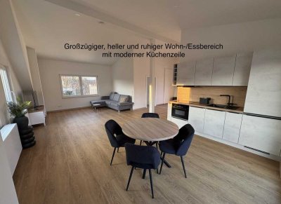 Exklusives möbliertes Penthouse mit 2 Zimmern, Balkon&Terrasse in D- Unterrath nahe Flughafen/Messe