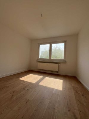 Charmante 2-ZKB-Wohnung mit Balkon in gepflegter Wohnanlage in Gera