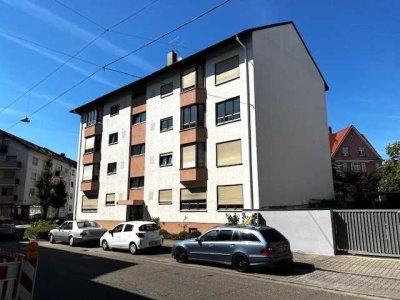 Einziehen und Wohlfühlen - Gepflegte 3-Zimmer-Wohnung mit Garage und Balkon in Rastatt