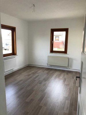 5 Zimmer Erdgeschoss Wohnung im Grünen