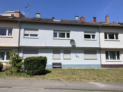 STUTTGART-GIEBEL - MEHRFAMILIENHAUS MIT 3 GARAGEN, TEILWEISE FREI!!