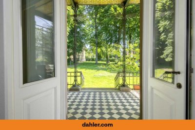 Repräsentative Altbauvilla im Ostviertel!