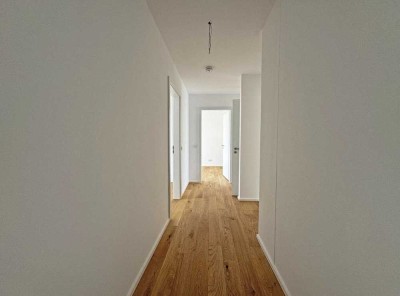 Exklusive 3-Zimmer-Neubauwohnung mit Südost-Balkon und Feldblick