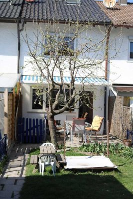 Helles, freundliches Reihenmittelhaus in Leonberg von privat