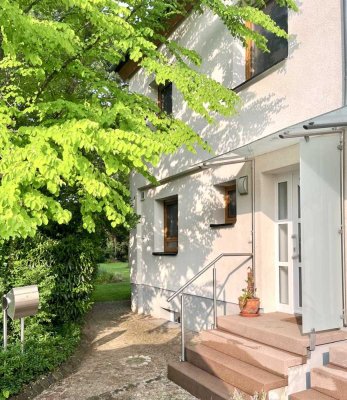 Charmantes Einfamilienhaus mit großem Garten in Wiesbaden-Delkenheim