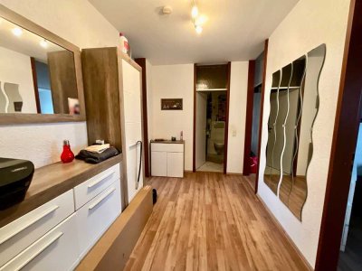 Wohnung mit Wohlfühlgarantie. Modernisierte 3 ZKBB mit tollem Fernblick