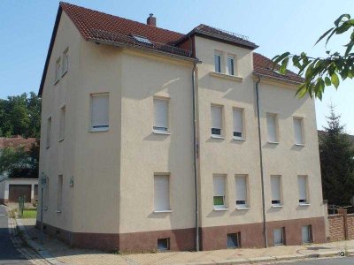 Gemütliche 3-Zimmer Dachwohnung mit Laminat und Bad mit Dusche * handwerlich begabte Mieter gesucht