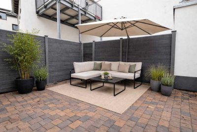 Schuch Immobilien – Exklusive 2-Zimmer-Wohnung mit Terrasse und Einbauküche