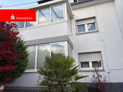 Frankfurt Sossenheim: Kapitalanlage mit drei Wohneinheiten und Garten