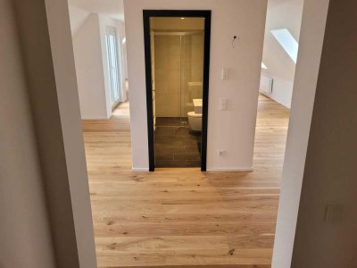 Möblierte Dachgeschosswohnung, Mildred-Scheel-Straße 2a, Amberg