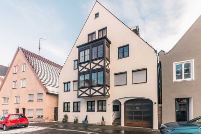 Renditestark und solide vermietete Eigentumswohnung - zentrumsnah & attraktive Lage mit TG-Stellpl.