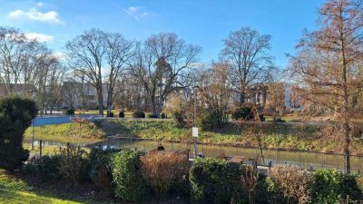 Stilvolle 3-Raum-Wohnung mit gehobener Innenausstattung mit Einbauküche in Bad Vilbel an der Nidda