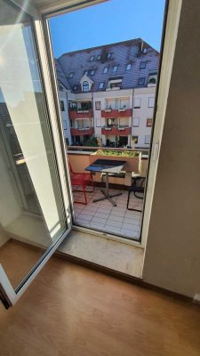 Möbliertes Apartment, Altstadt Ringpark, Balkon, Stellplatz, Aufzug