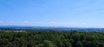 Erstbezug nach Renovierung mit traumhafter Aussicht von privat