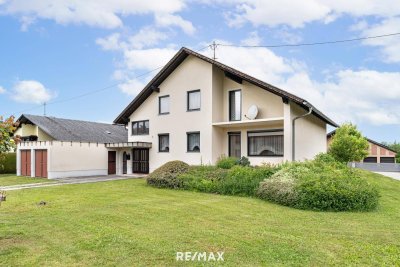 Gelegenheit! Einfamilienhaus in Pucking auf großem Eckgrundstück