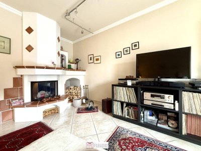 Charmante 3-Zimmer-Wohnung mit Loggia, offenen Kamin und eigenem KFZ-Stellplatz