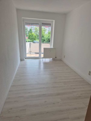 Helle 3-Zimmer-Wohnung mit Balkon in Glauchau