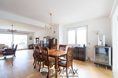 "Living near the Alte Donau"